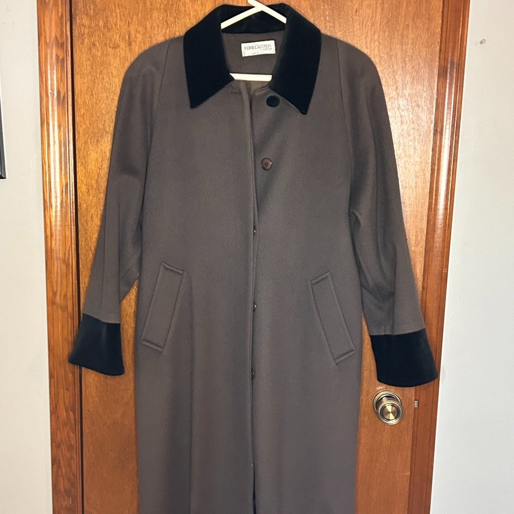 VINTAGE 1970s Forecaster Of Boston Wool Coat Velvet Collar and Cuffs PRISTINE